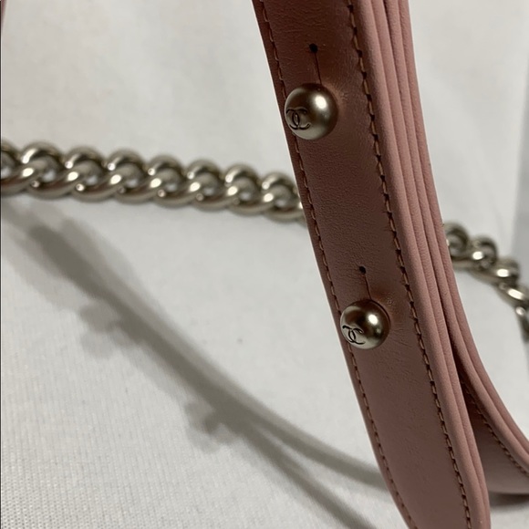 ❌SOLD❌. Classic pink Boy Bag - Picture 11 of 11